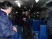 Ricardo Vago visita a un taller de la empresa Ferrobaires