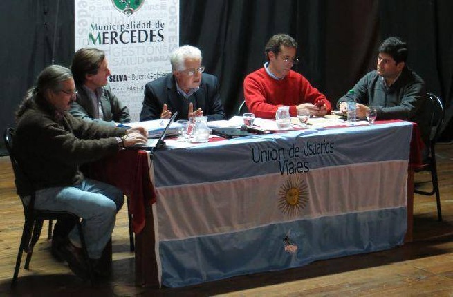 VECINOS AUTOCONVOCADOS POR LA AUTOPISTA 8